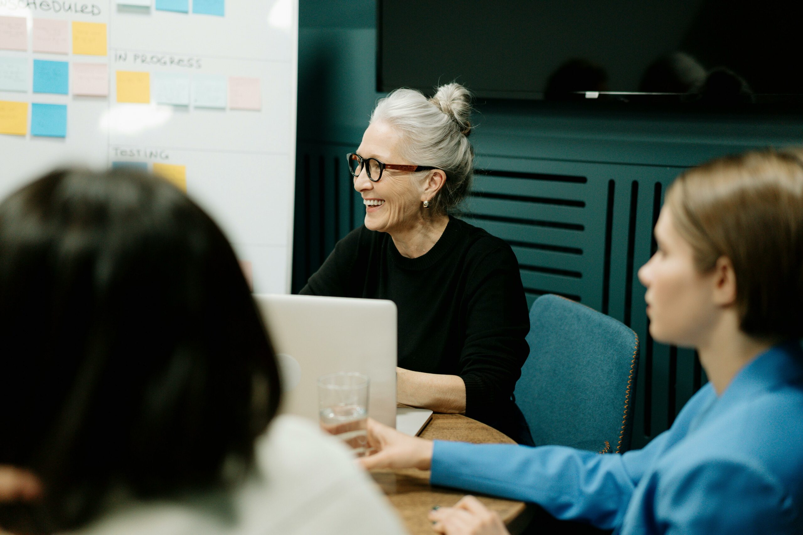 A donor advised funds holder working with her advisory services support team to build out strategy for purpose-driven charitable giving strategies